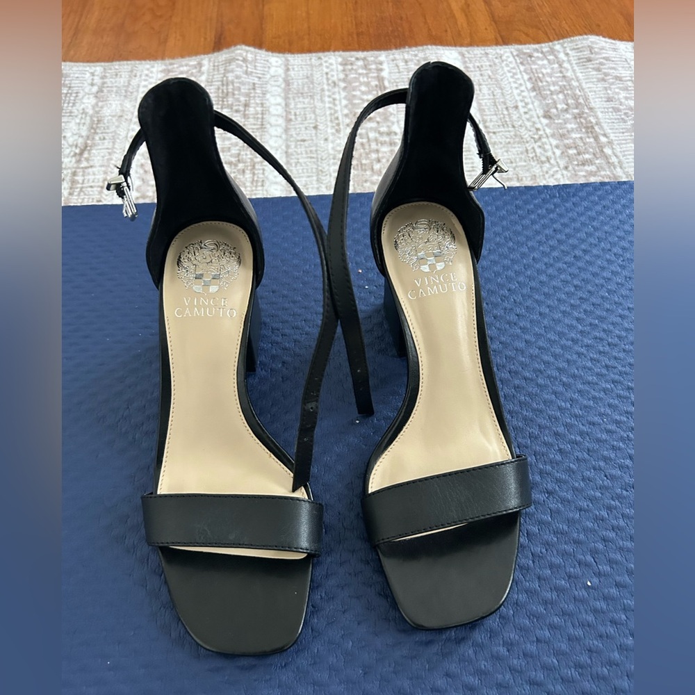 Shoes - Picture 3 of 3